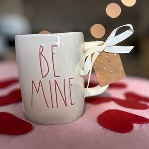 RAE DUNN Valentines Day BE MINE Mug Double Sided With Heart On Back